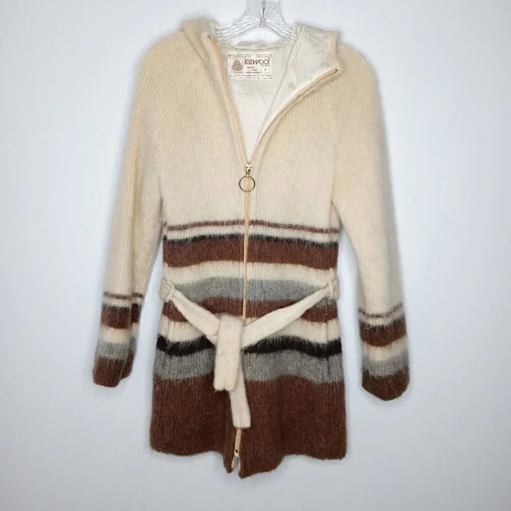 Vintage Icewool 100% Sheep Wool Knitted Coat size small